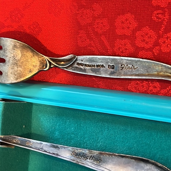 Vintage 1847 Rogers Bros. Spoon and Infant fork - Picture 4 of 7